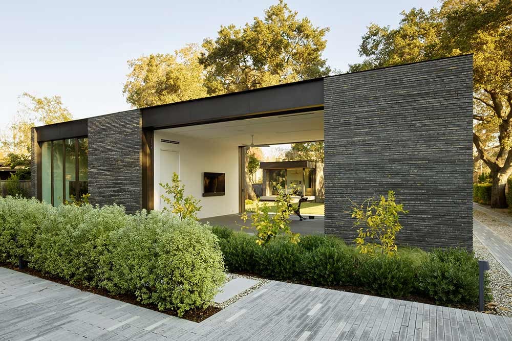 modern-guest-house-eyrc-architects-waverly-exterior
