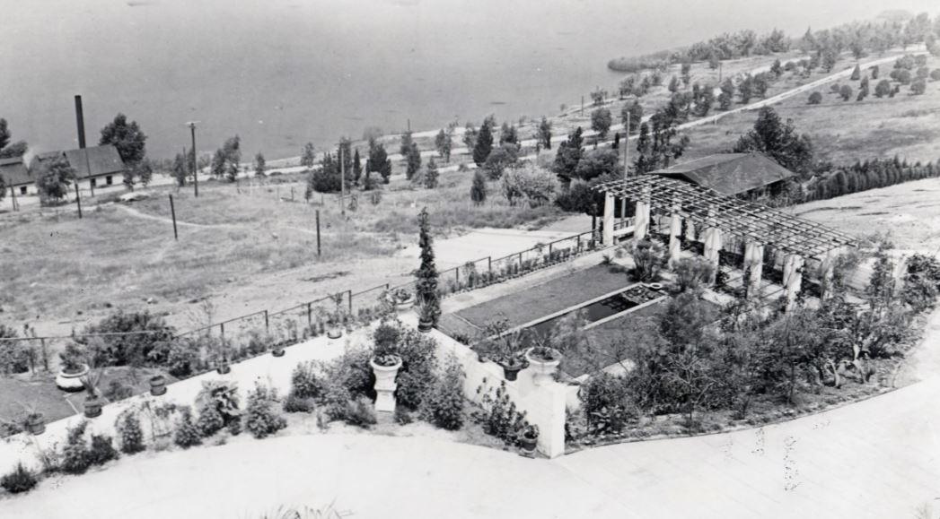 Villa Capistrano Garden